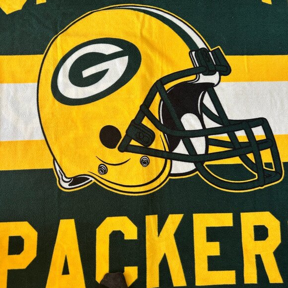 NFL Green Bay Packers Large Soft Fleece Throw Blanket 48" X 60" - Picture 2 of 6